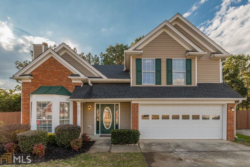 Move in ready 3bedroom/2.5bath home with Great Curb Appeal in a Swim Tennis Community. This home features an Eat-in kitchen with granite countertops/stainless steel appliances/lots of cabinet space**2 story floor to ceiling Family Room w/fireplace**Formal Dining Room**Large Owner's Suite with walk in closet/double vanities/separate shower & tub**Two additional spacious bedrooms w/jJack & Jill Bathroom**Oversized covered back patio**Landscaped yard with privacy fence**Extended driveway for additional parking**Paint & Carpet are 2 years old**Insulated garage door is 2 years old. Conveniently located to shopping and dining.