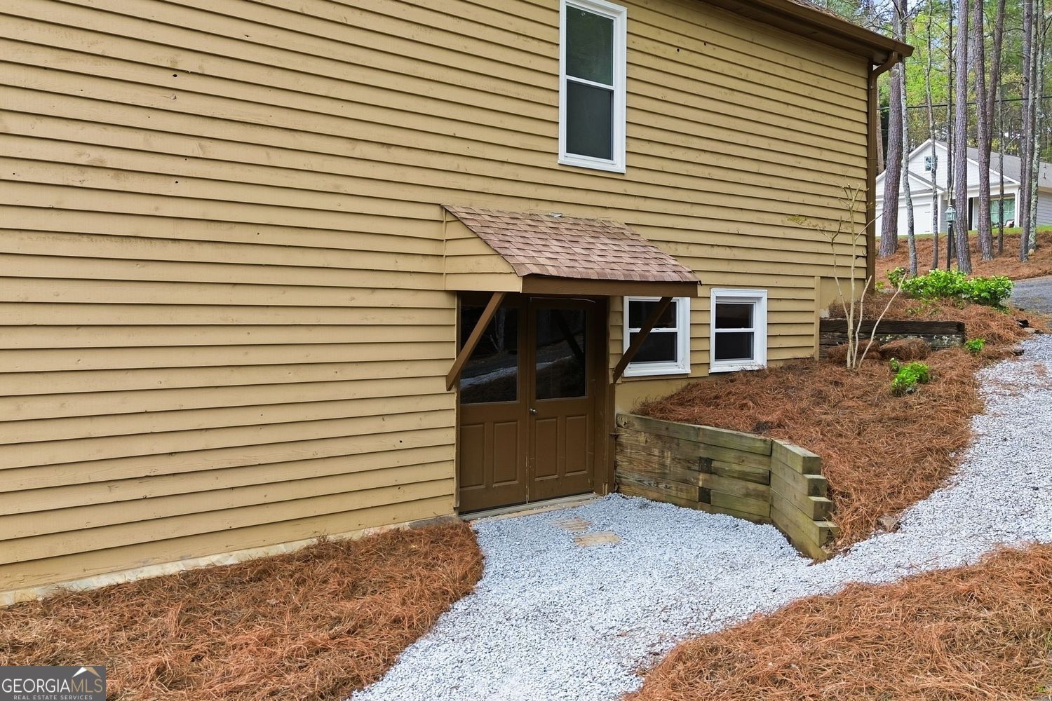 215 White Antelope ST