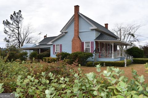 A home in Cobbtown