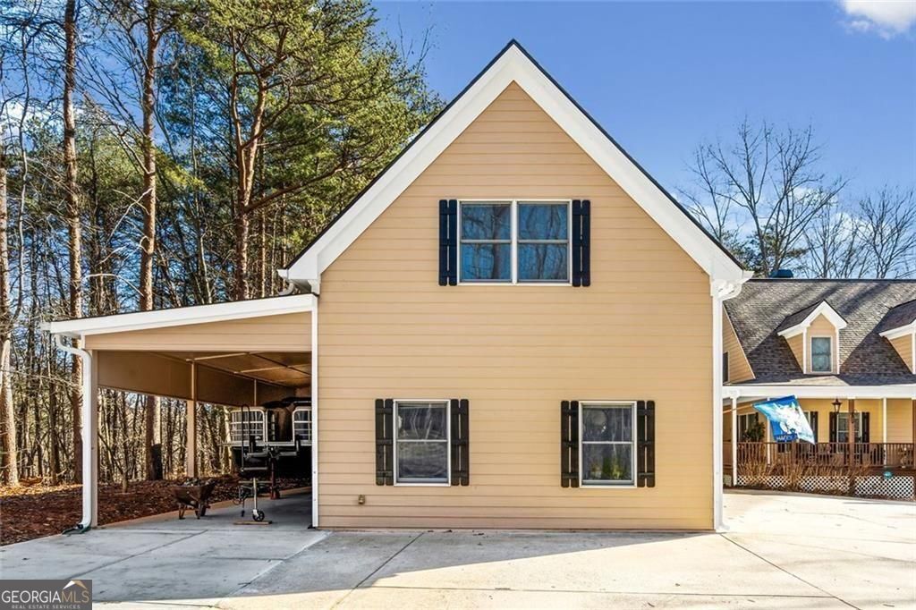 Photo of 4640 Chestatee Pointe, Gainesville, GA 30506 (MLS # 10756564)