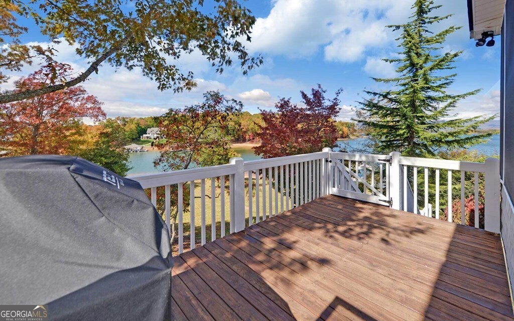 1951 Island View Dr, Hiawassee, GA, 30546, USA, 8 Bedrooms Bedrooms, ,6 BathroomsBathrooms,Residential,Pending,1951 Island View Dr,10526894