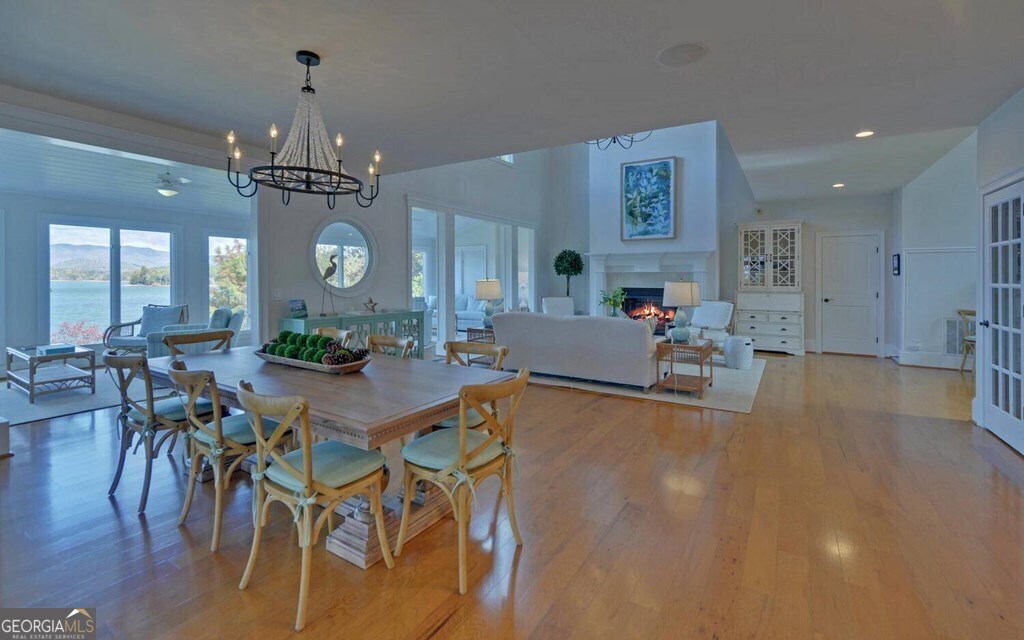 1951 Island View DR
