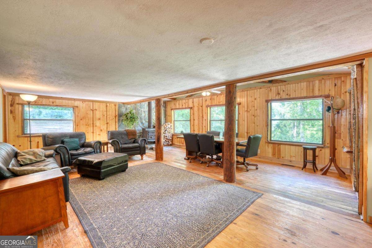 521 Sunnyside RD