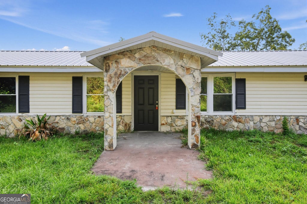 Photo of 2519 6th Avenue, Waycross, GA 31503 (MLS # 10851010)