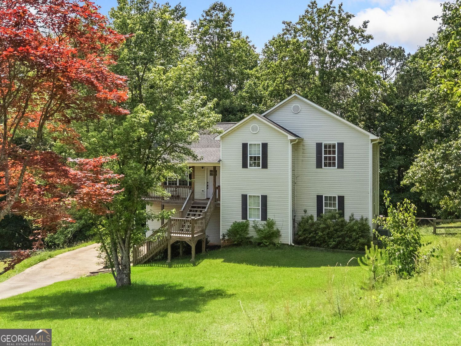 226 White Pine WAY