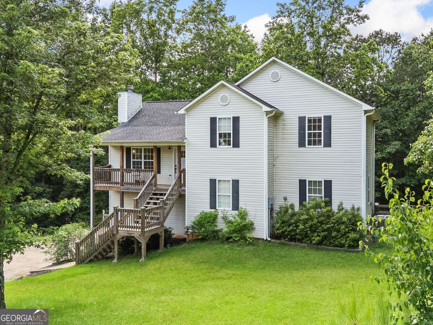 226 White Pine WAY