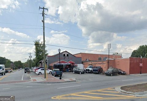 85 W Broad ST Fairburn GA 30213