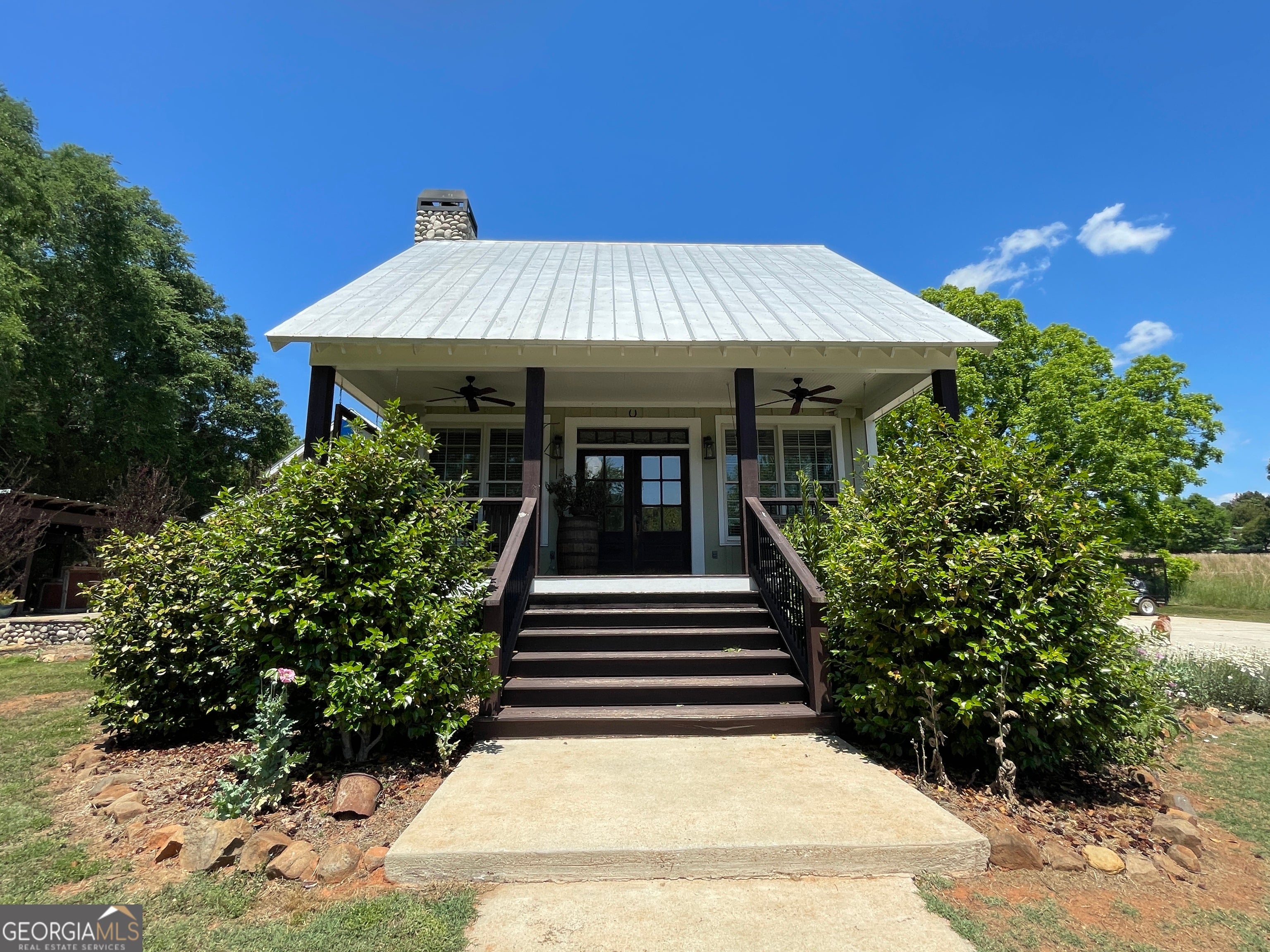 156 Lake Oglethorpe DR