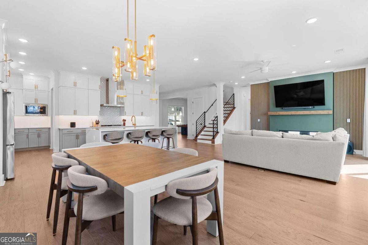 1957 Sage Lake BND SW