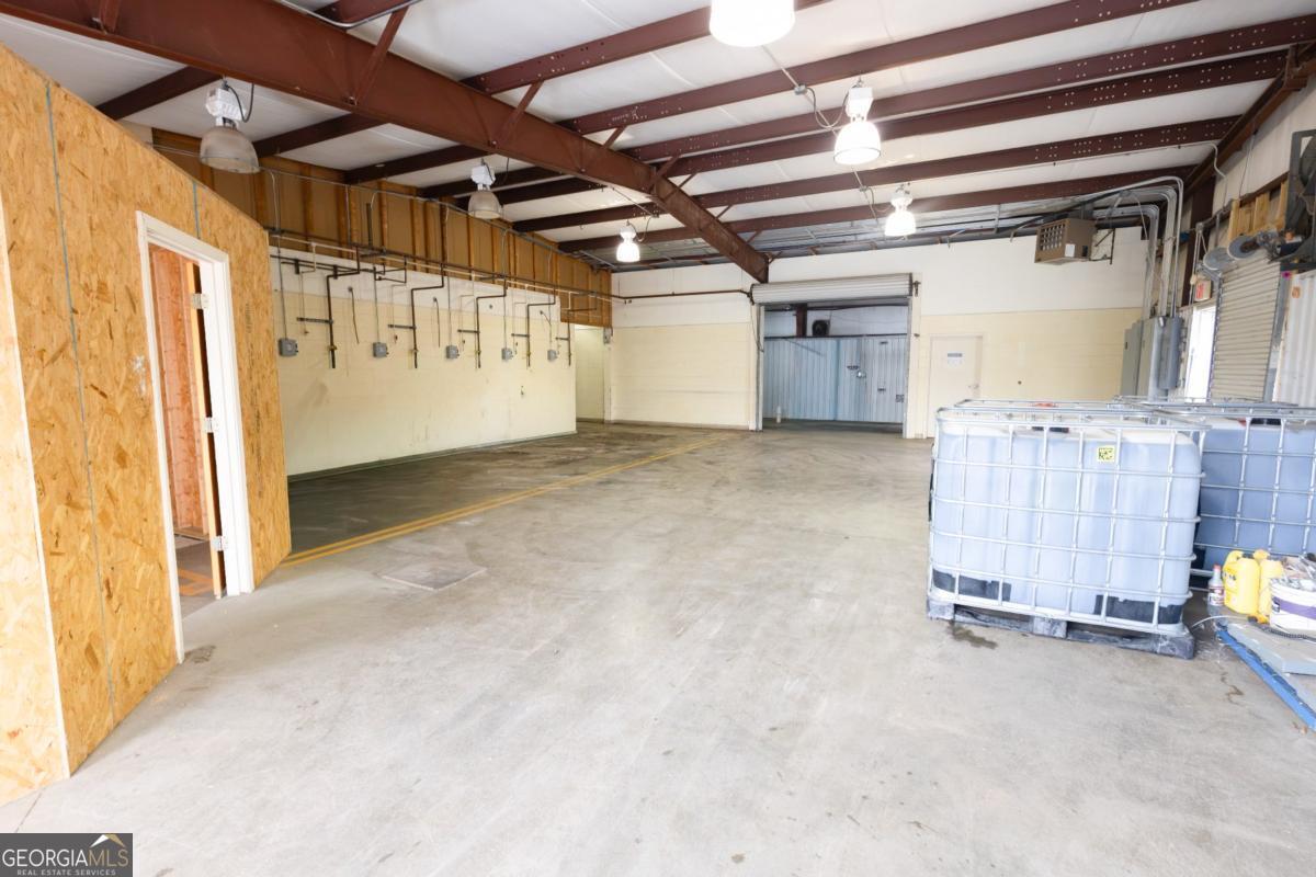 226 Dovetown RD