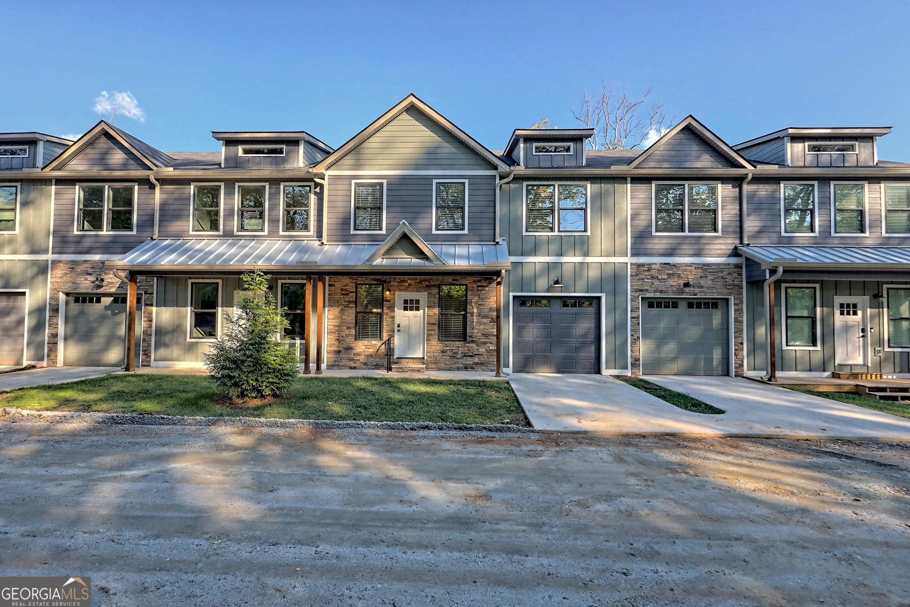 18 Living Waters WAY