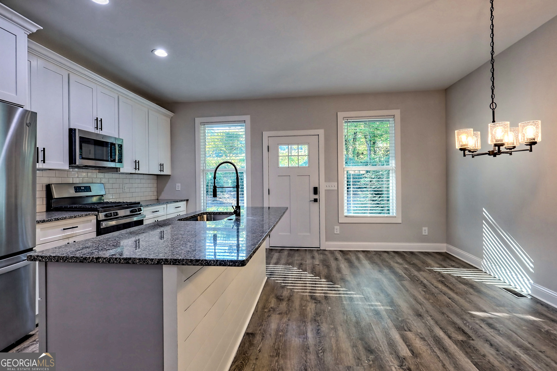 18 Living Waters WAY