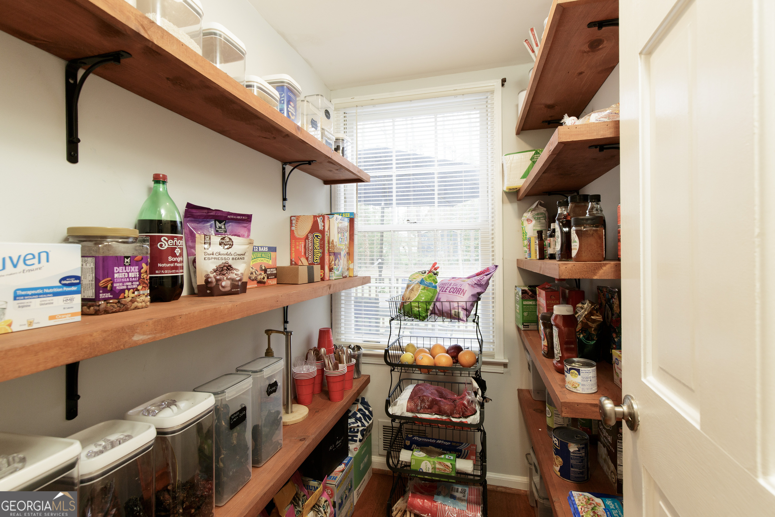 Roswell, Georgia 30076, United States, 5 Bedrooms Bedrooms, ,4 BathroomsBathrooms,Residential,Active,102881