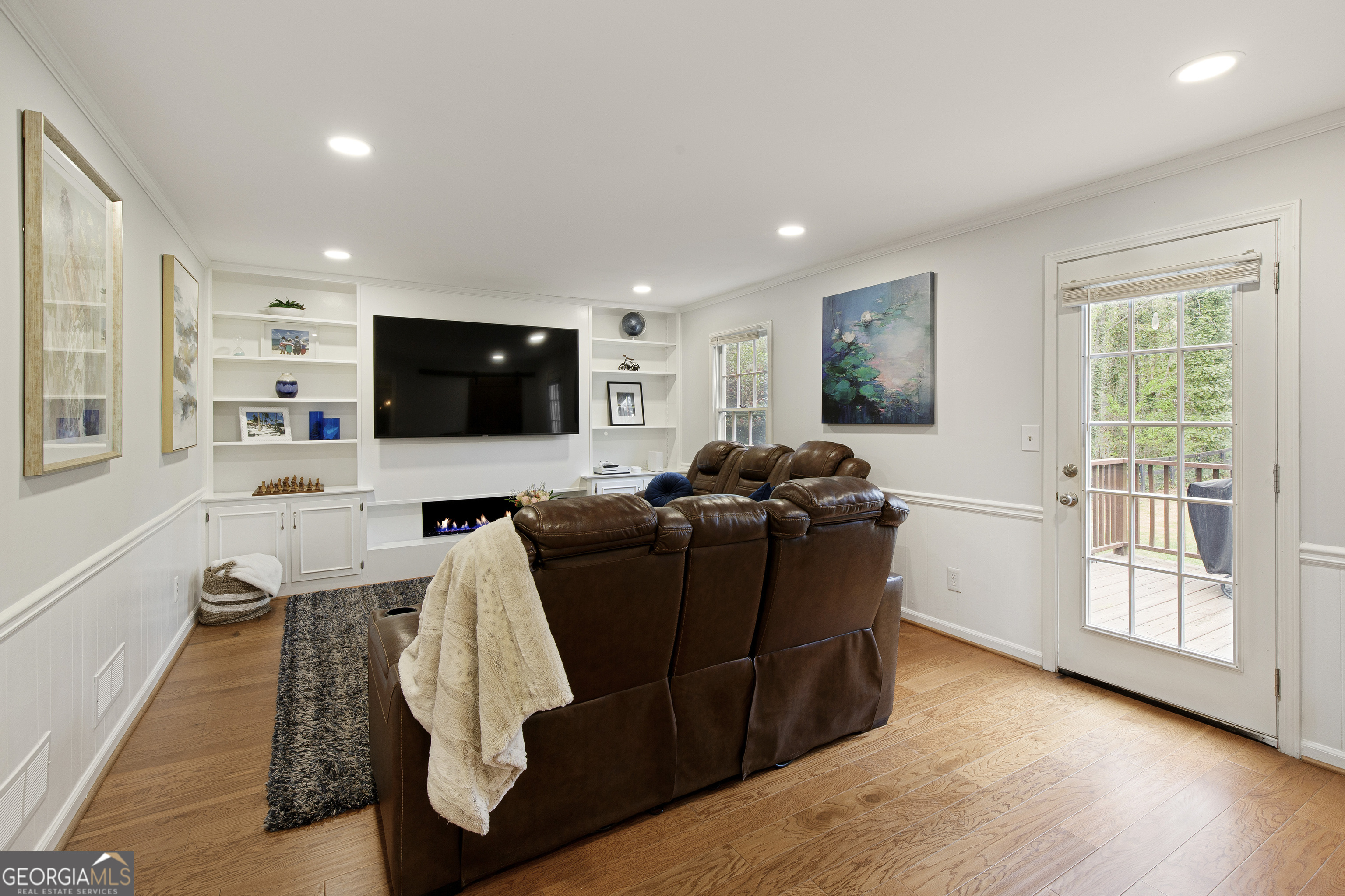 Roswell, Georgia 30076, United States, 5 Bedrooms Bedrooms, ,4 BathroomsBathrooms,Residential,Active,102881