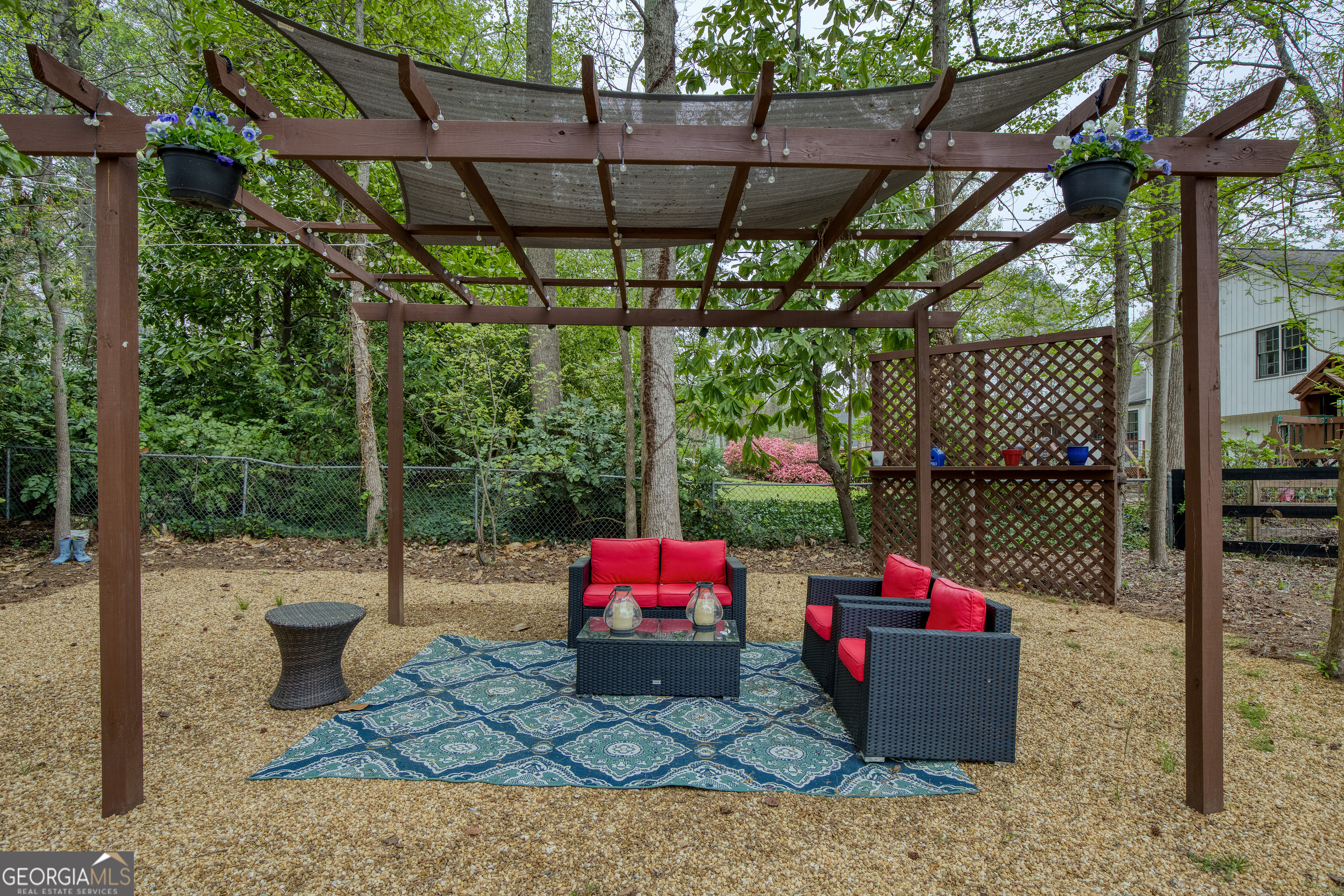 Roswell, Georgia 30076, United States, 5 Bedrooms Bedrooms, ,4 BathroomsBathrooms,Residential,Active,102881