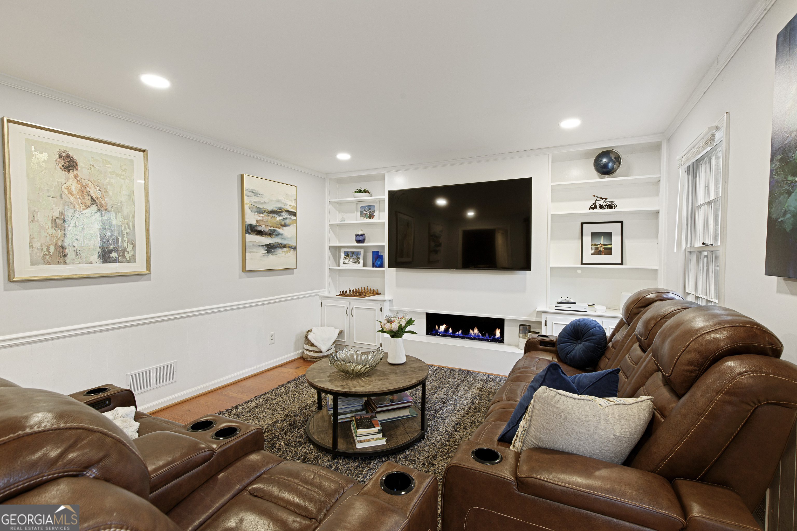 Roswell, Georgia 30076, United States, 5 Bedrooms Bedrooms, ,4 BathroomsBathrooms,Residential,Active,102881