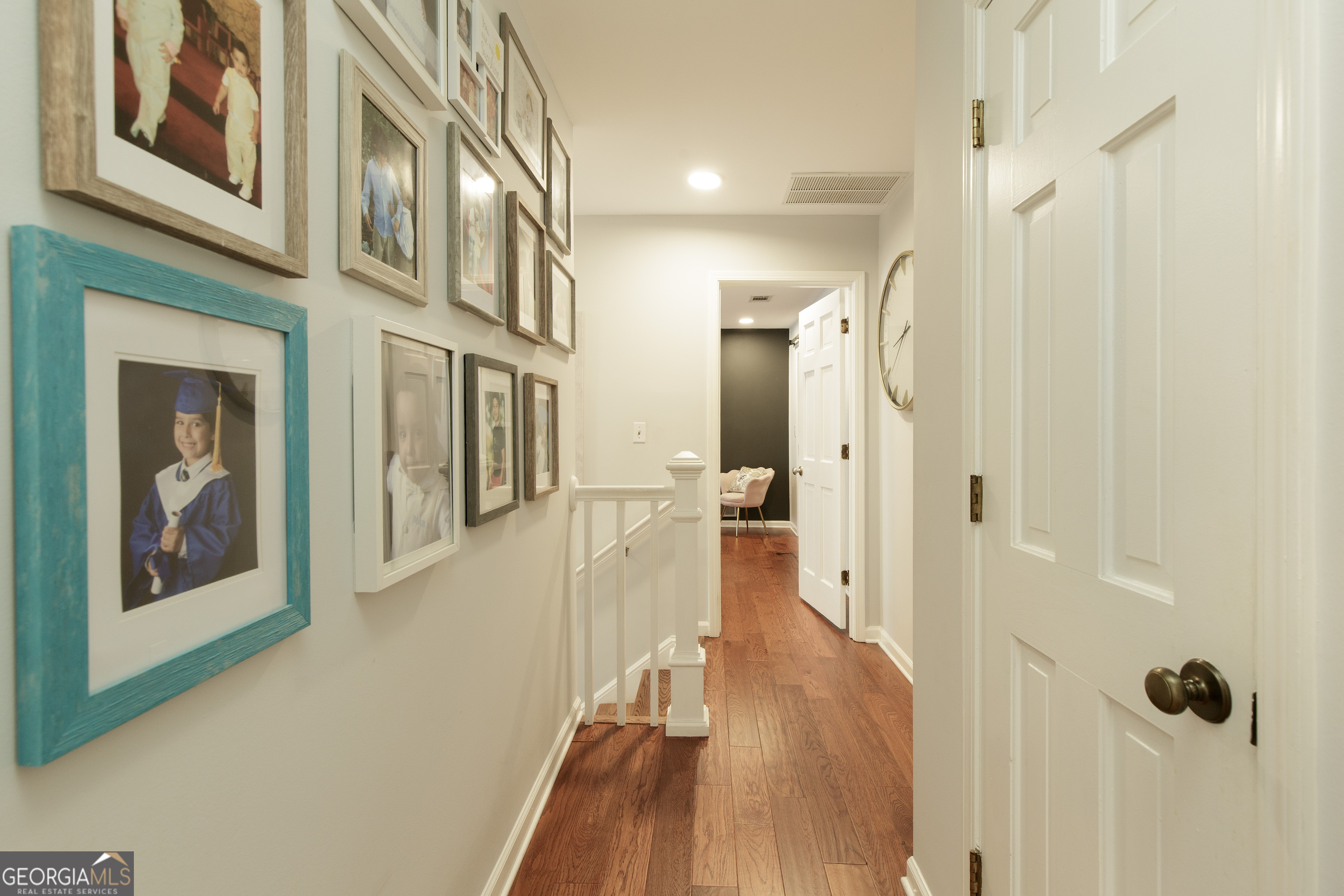 Roswell, Georgia 30076, United States, 5 Bedrooms Bedrooms, ,4 BathroomsBathrooms,Residential,Active,102881