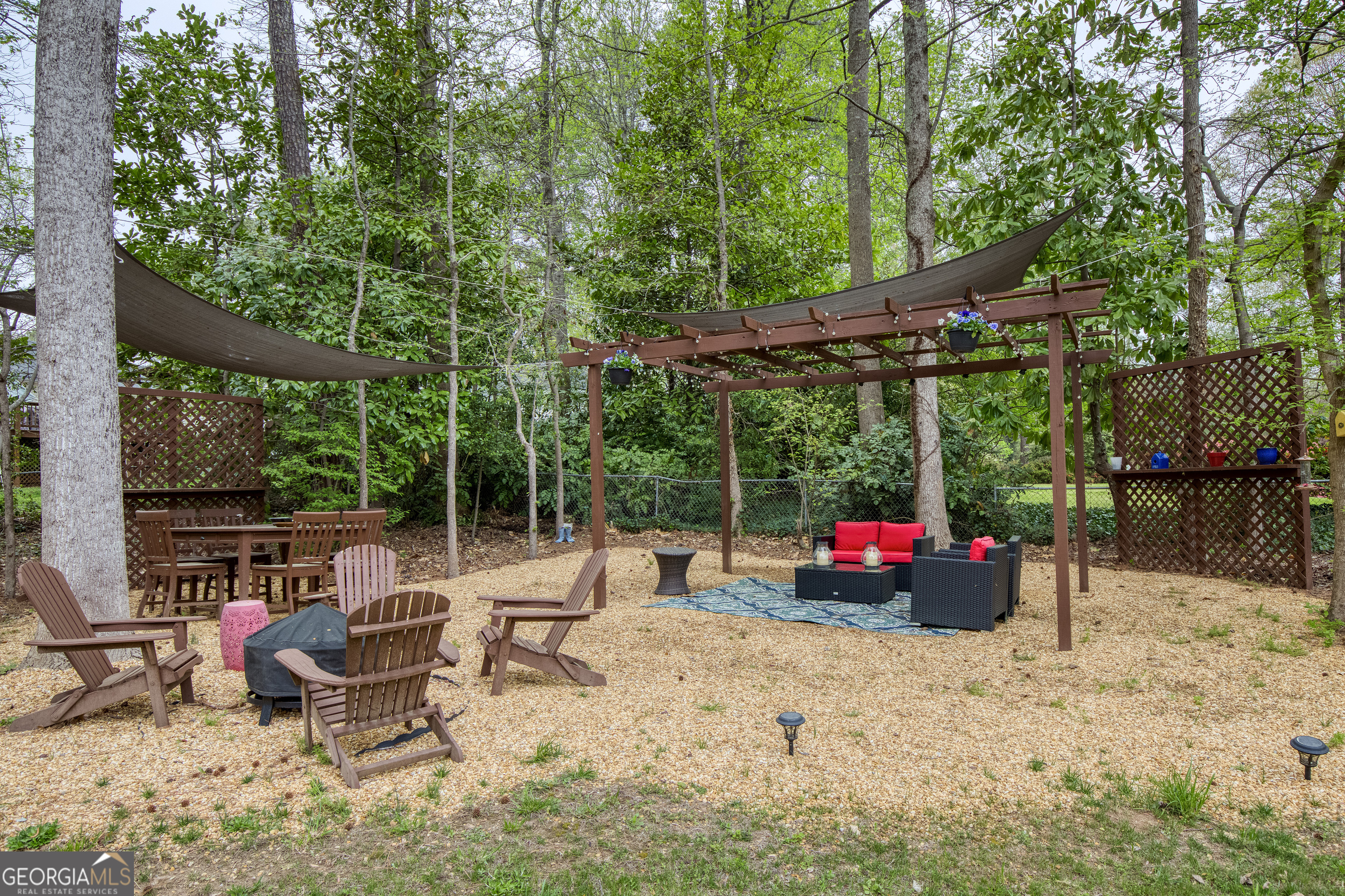 Roswell, Georgia 30076, United States, 5 Bedrooms Bedrooms, ,4 BathroomsBathrooms,Residential,Active,102881