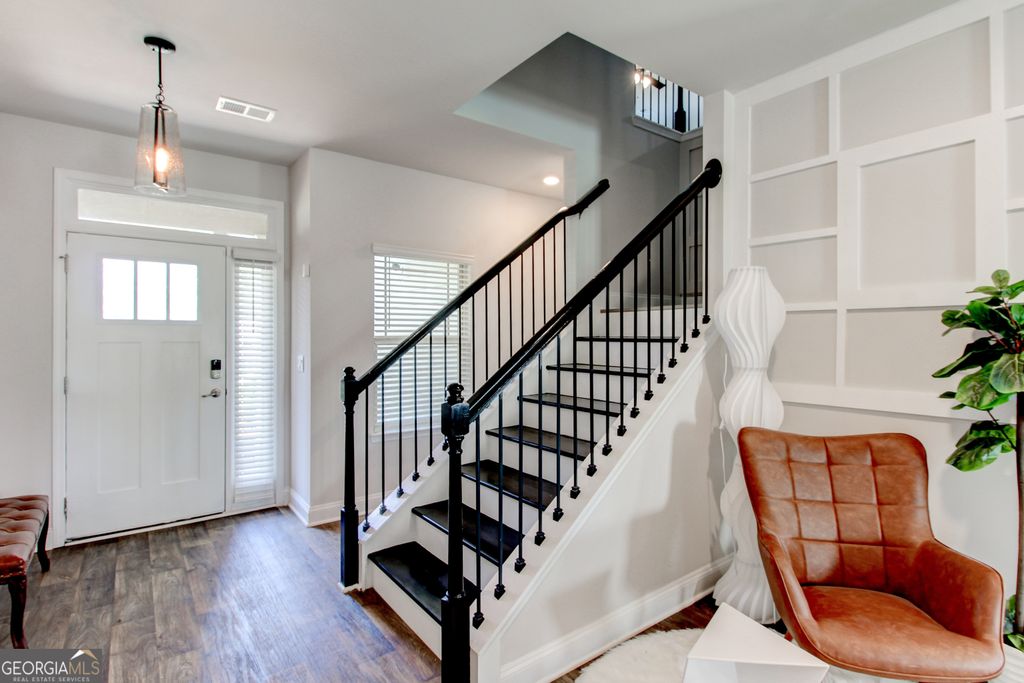 Photo of 3617 Chestnut Oak Ct, Loganville, GA 30052 (MLS # 10674429)