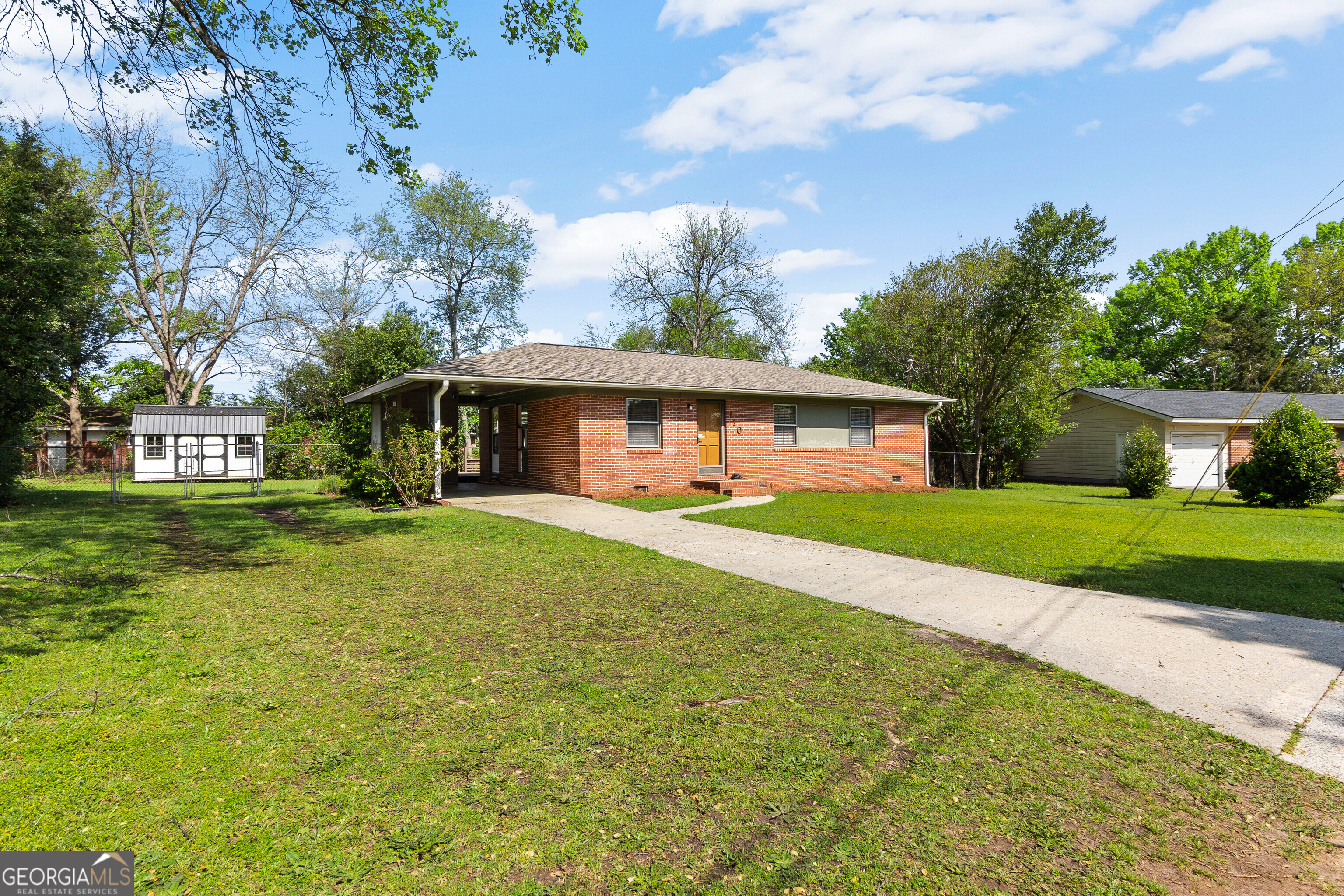 110 Anne LN