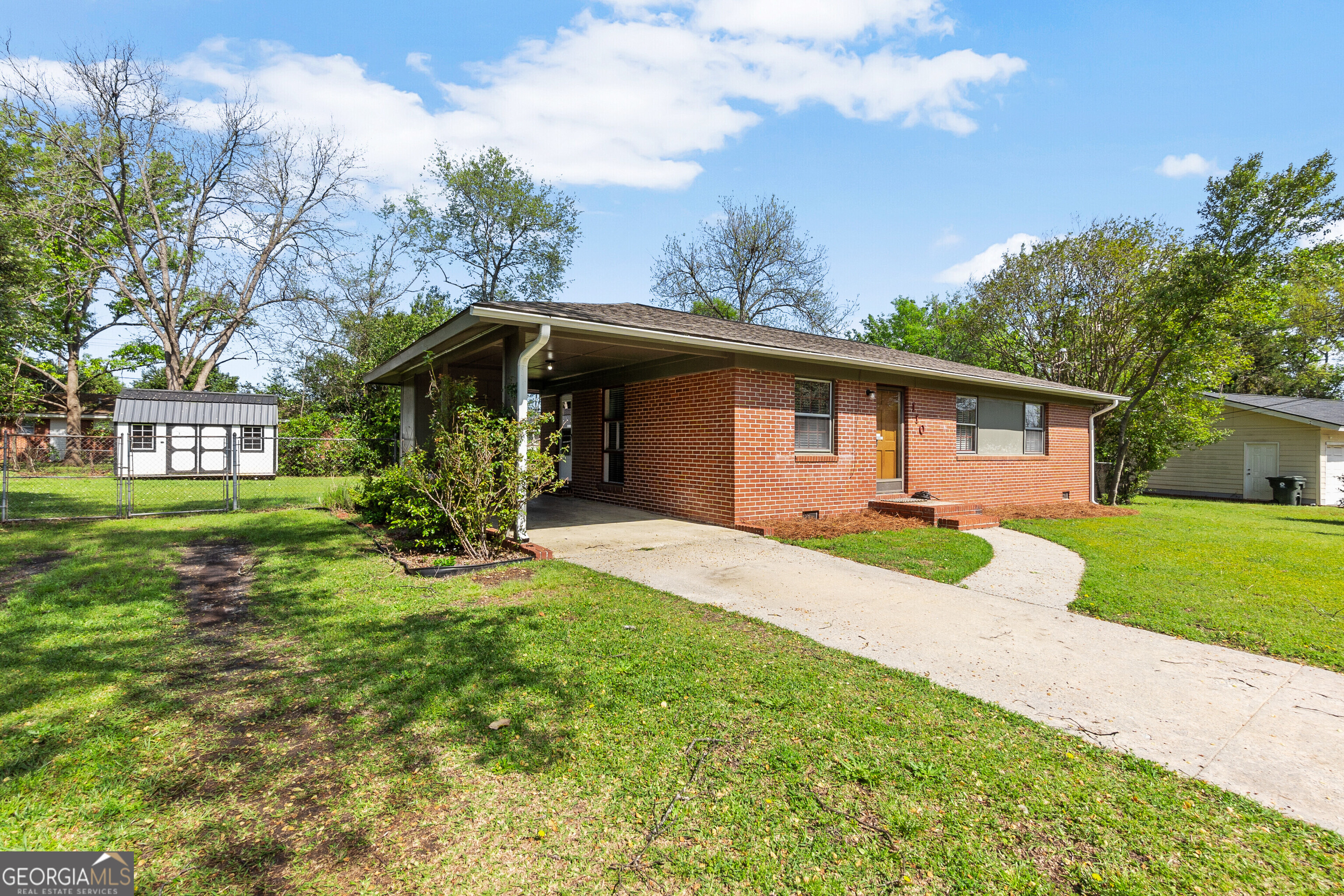 110 Anne LN