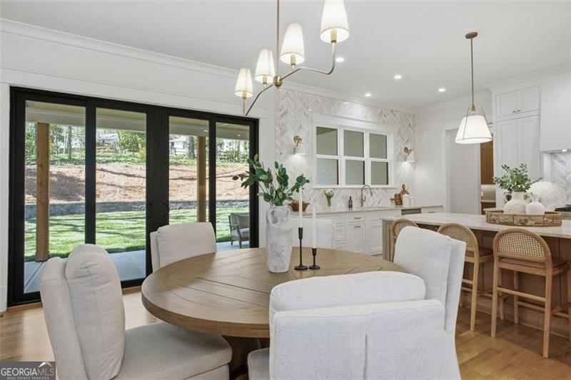 2167 Fox Hound Chase