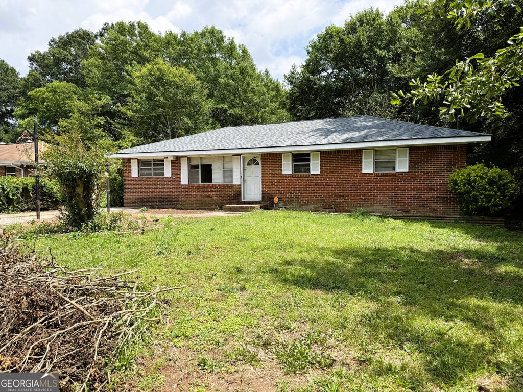 Photo of 333 Windemere Way, Jonesboro, GA 30238 (MLS # 10784282)