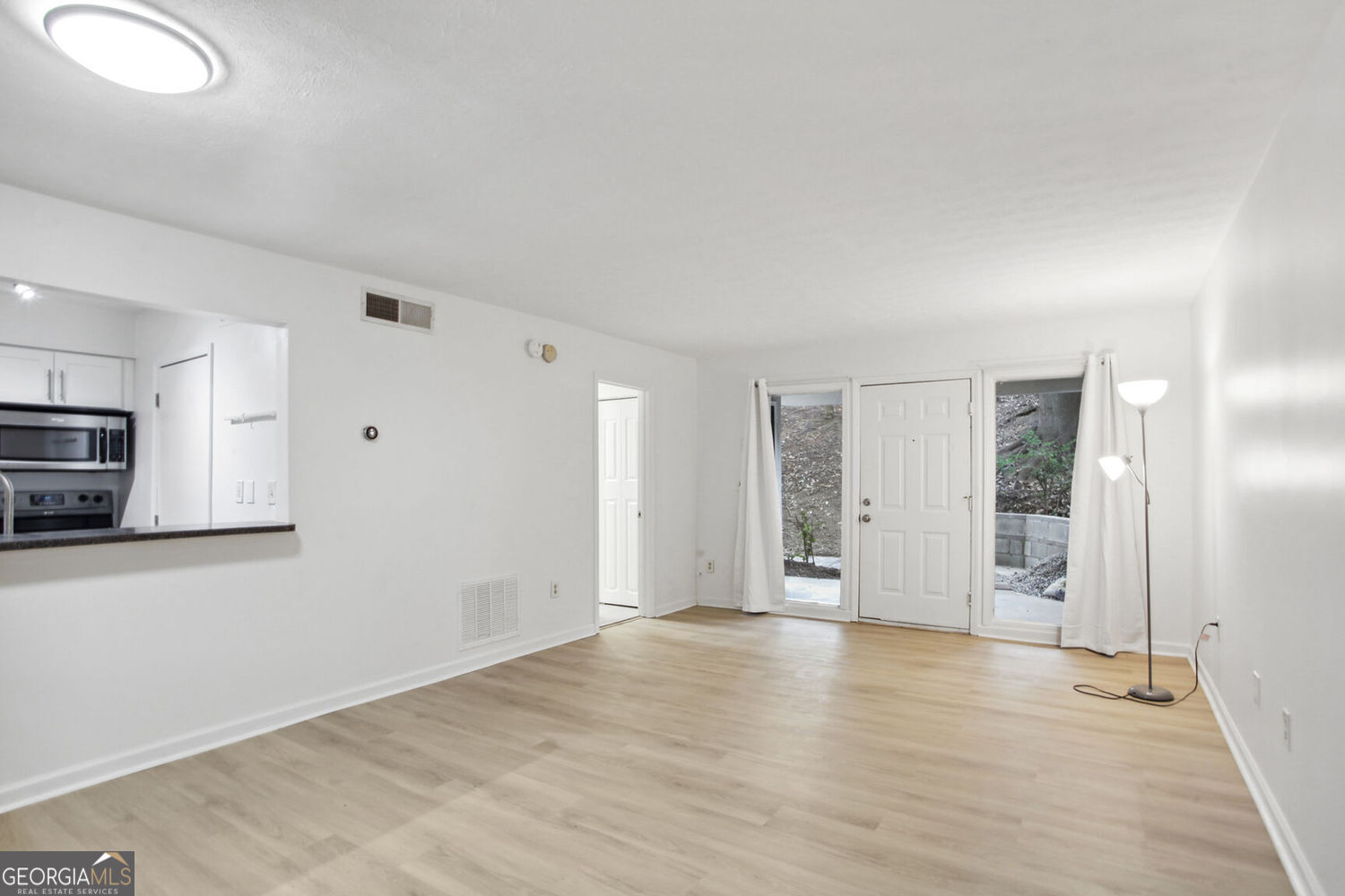 Atlanta, Georgia 30318, United States, 1 Bedroom Bedrooms, ,1 BathroomBathrooms,Residential,Active,236192