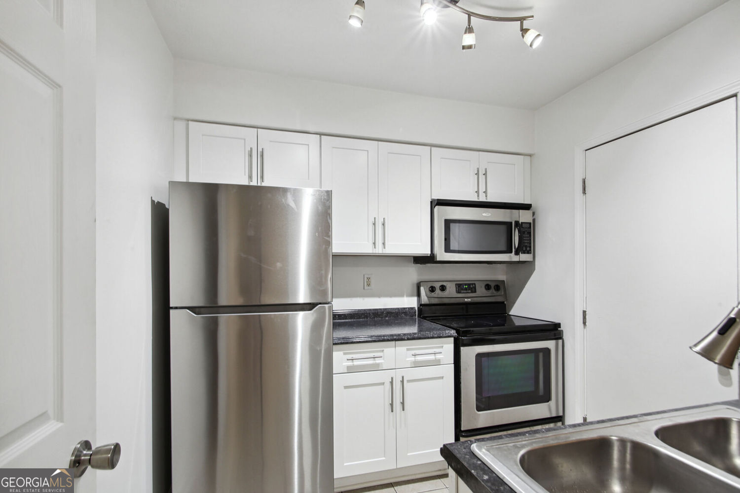 Atlanta, Georgia 30318, United States, 1 Bedroom Bedrooms, ,1 BathroomBathrooms,Residential,Active,236192