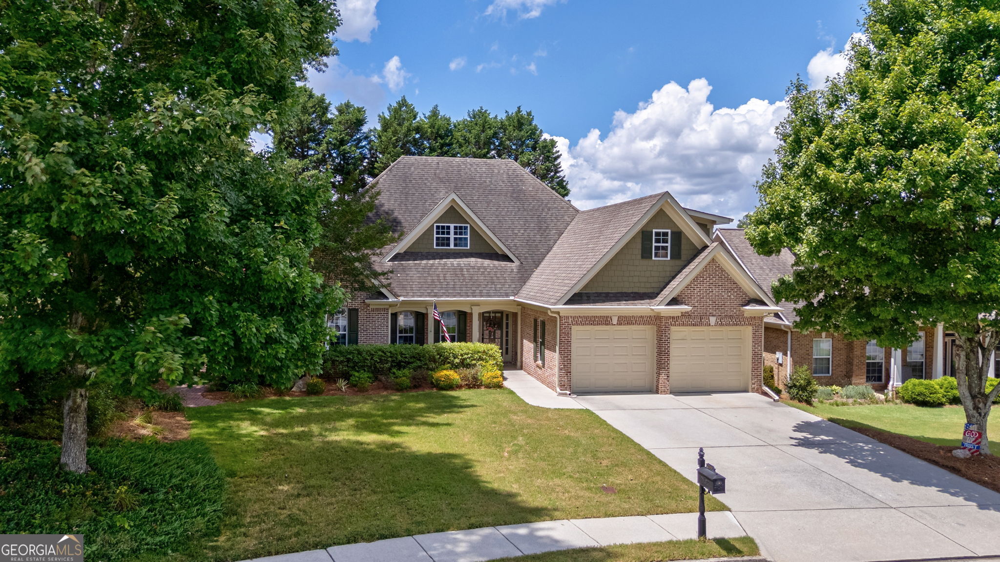 2661 White Rose DR