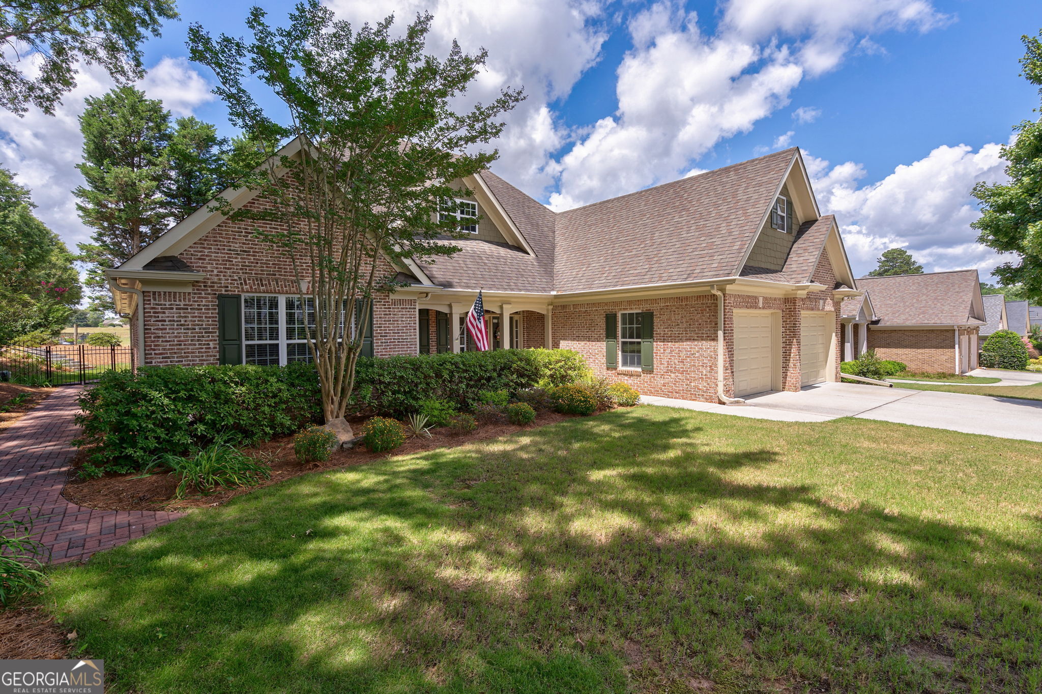 2661 White Rose DR