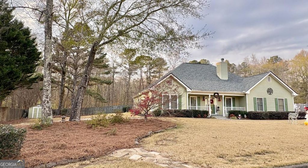 Photo of 770 HUNTERS Lane, Loganville, GA 30052 (MLS # 10656245)