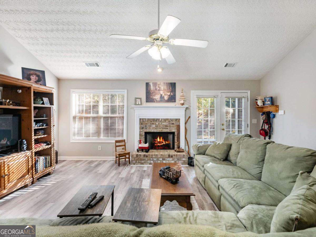 Shoal Creek - Residential