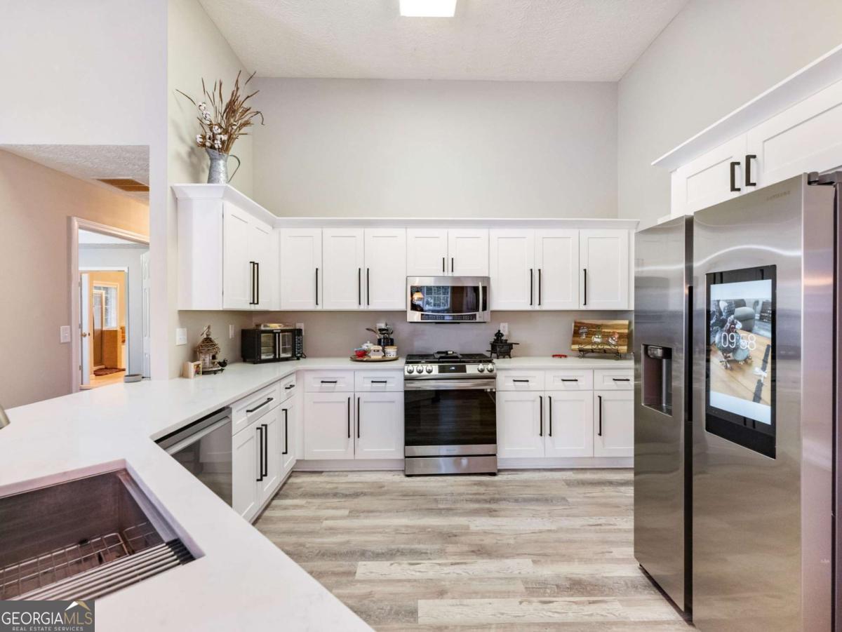 Shoal Creek - Residential