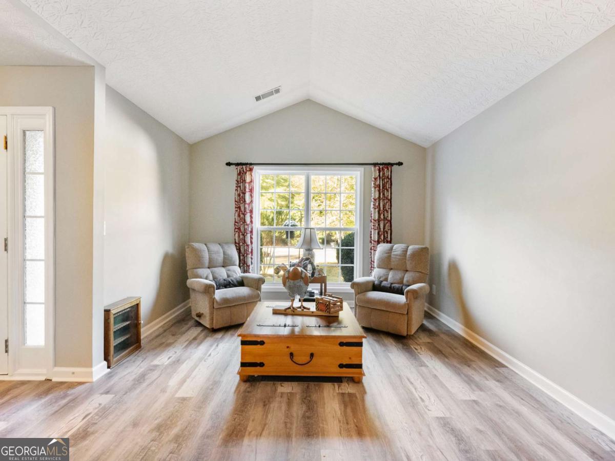 Shoal Creek - Residential