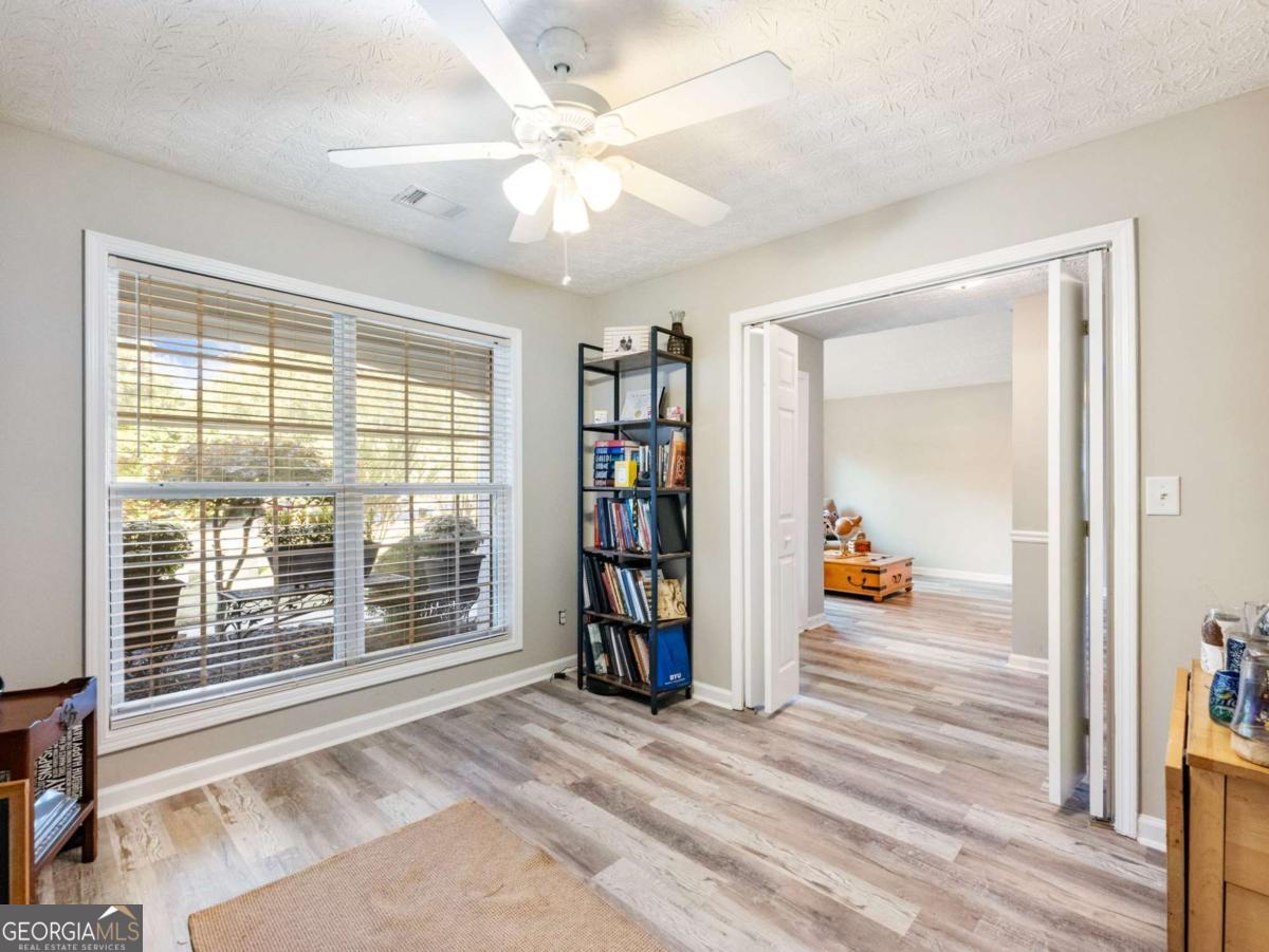 Shoal Creek - Residential