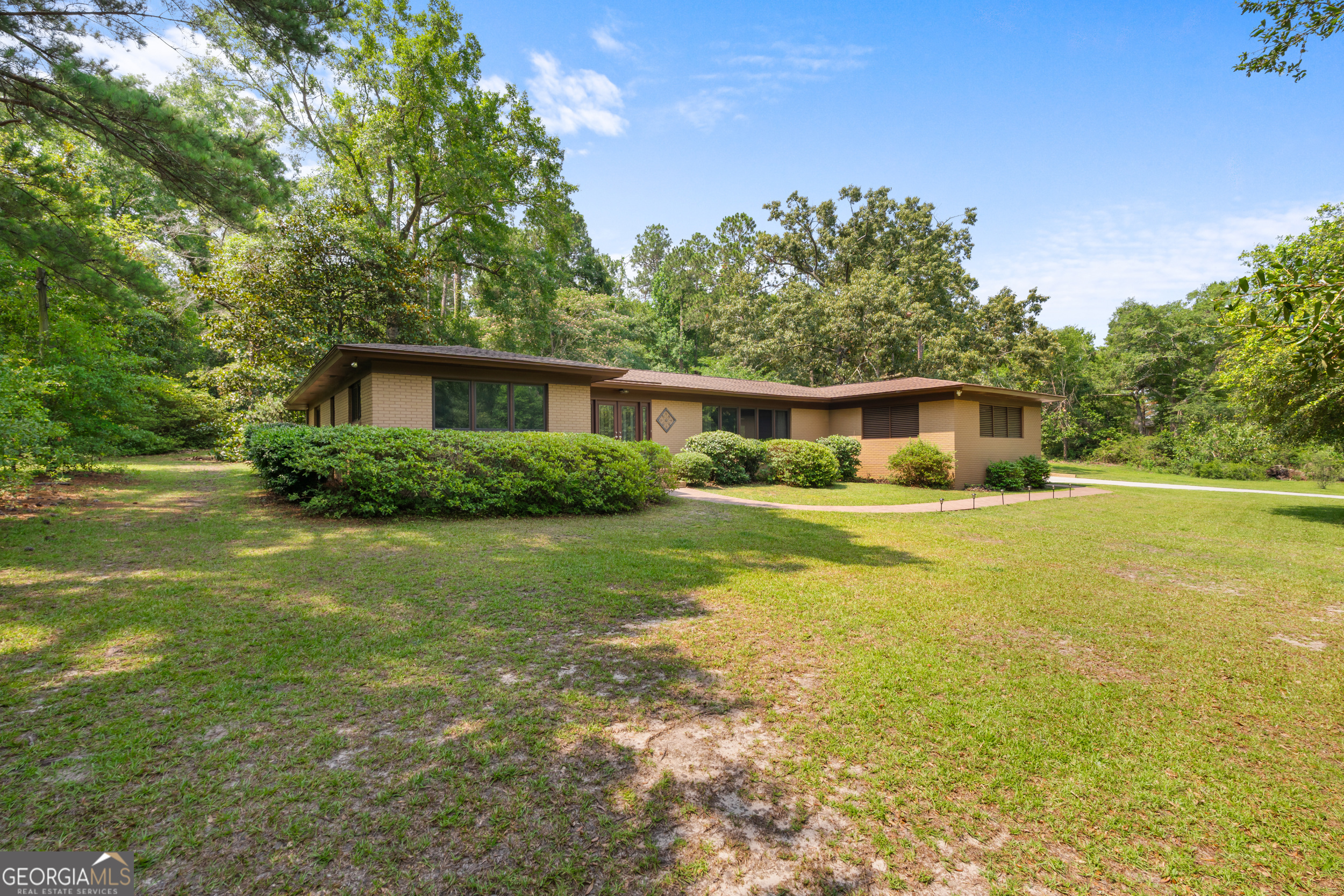 4894 Country Club Road