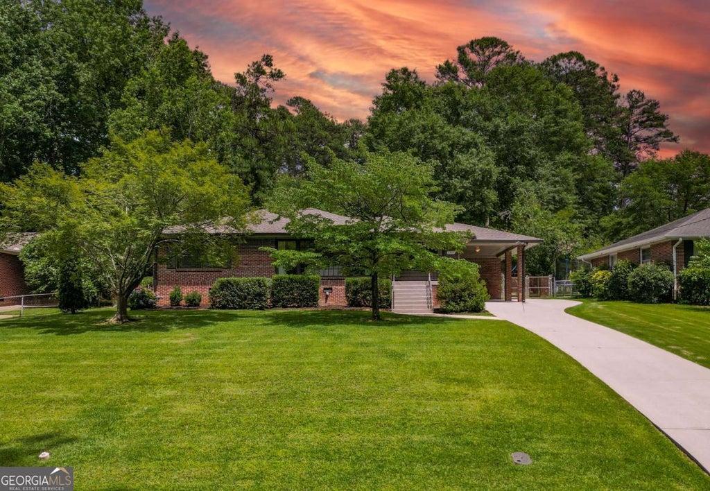 Photo of 1355 Amanda Circle, Decatur, GA 30033 (MLS # 10789176)