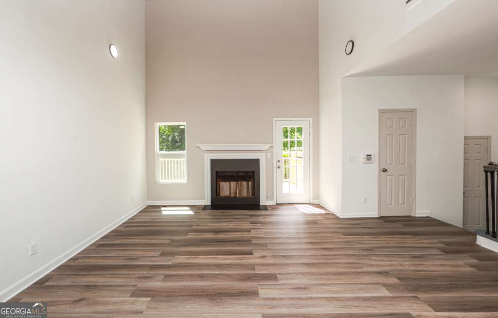 51 Nesbit PL