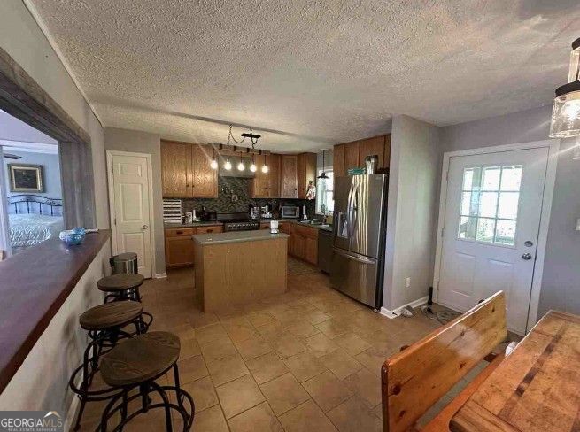 141 Doc Roof RD