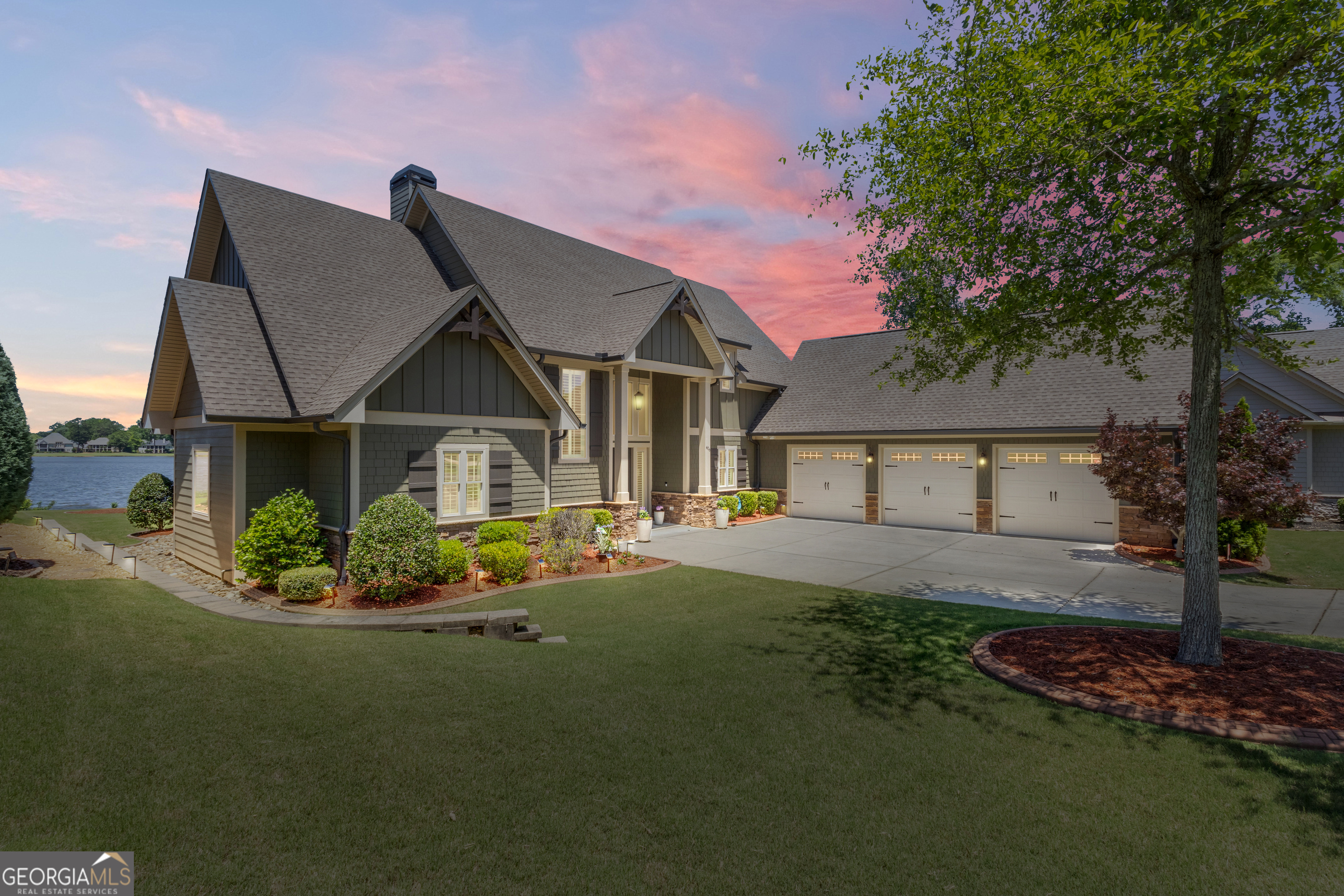 406 Vanderbilt PKWY