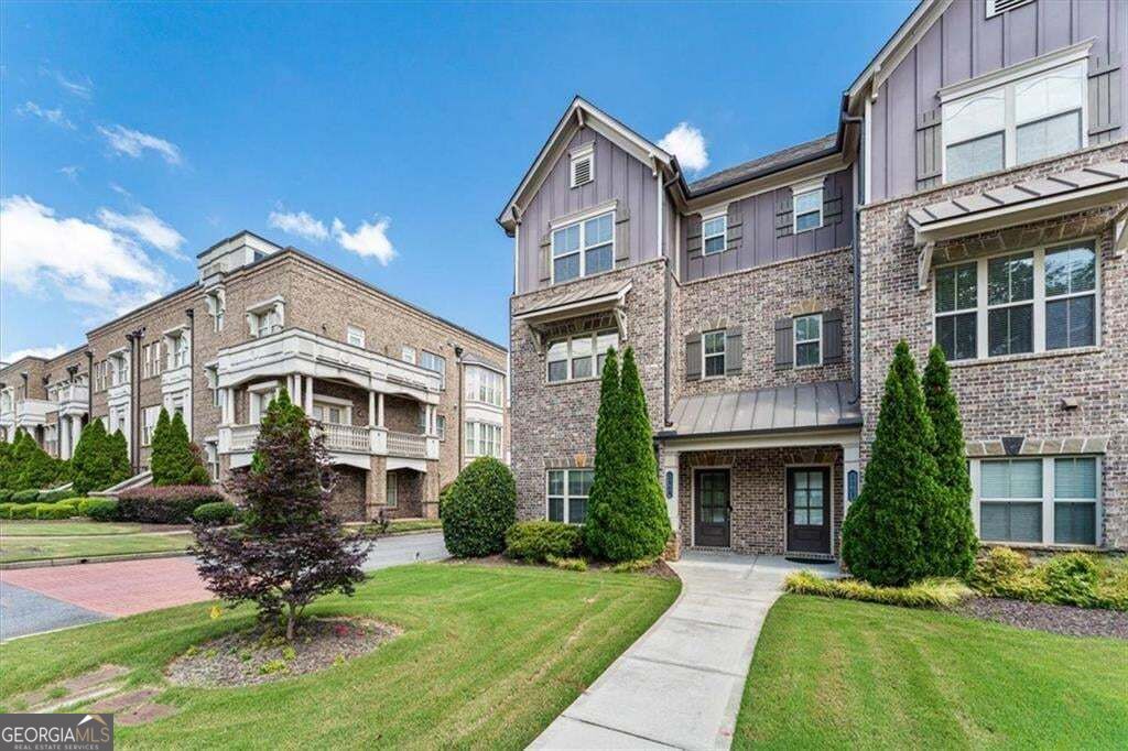 Photo of 1345 Hawthorne Avenue SE, Smyrna, GA 30080 (MLS # 10858342)