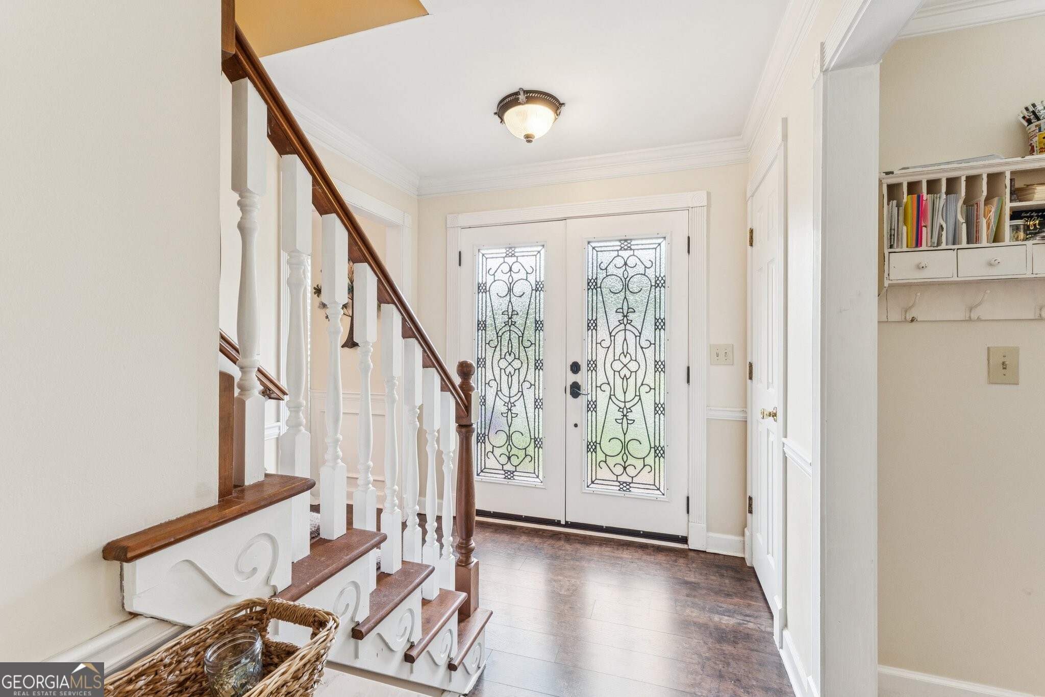 585 Emerald PKWY