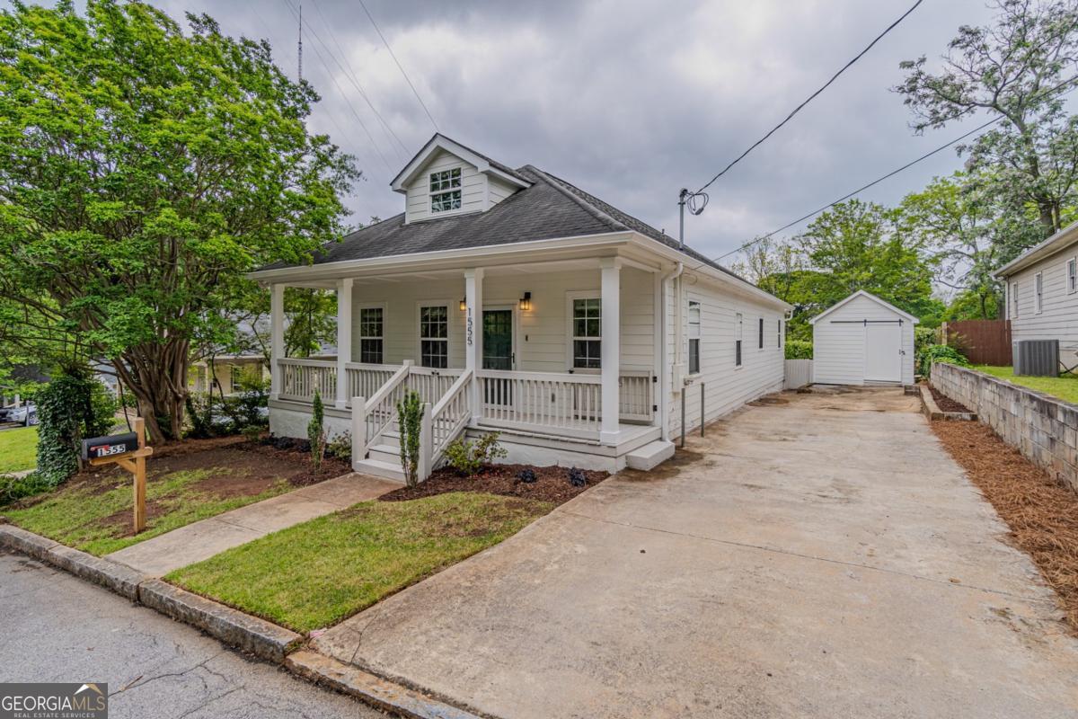1555 New ST NE