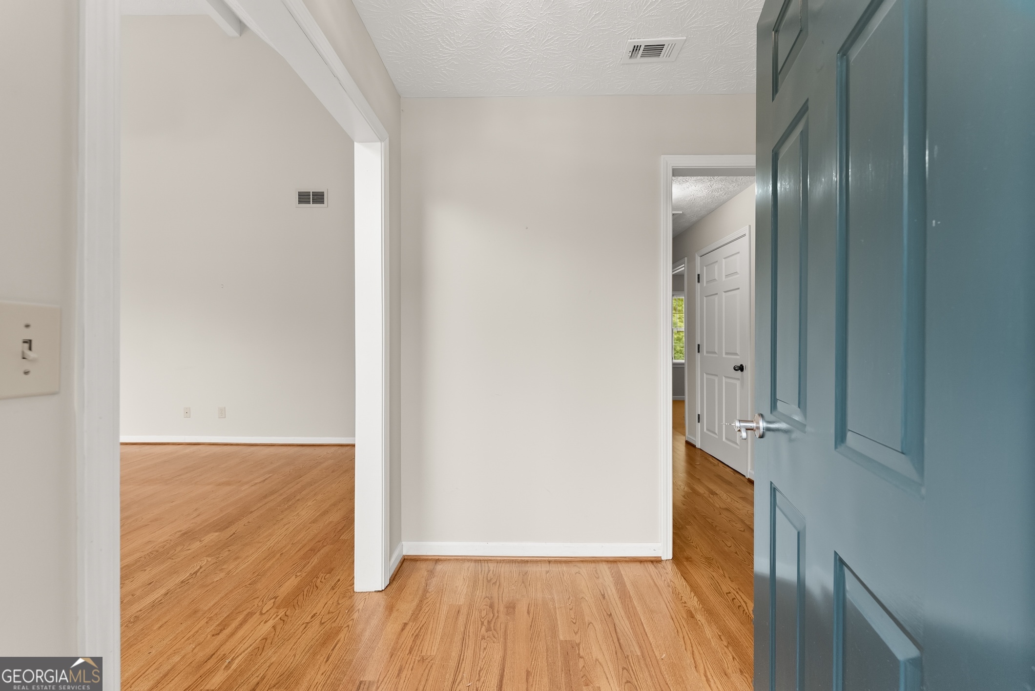 2465 Churchill Downs