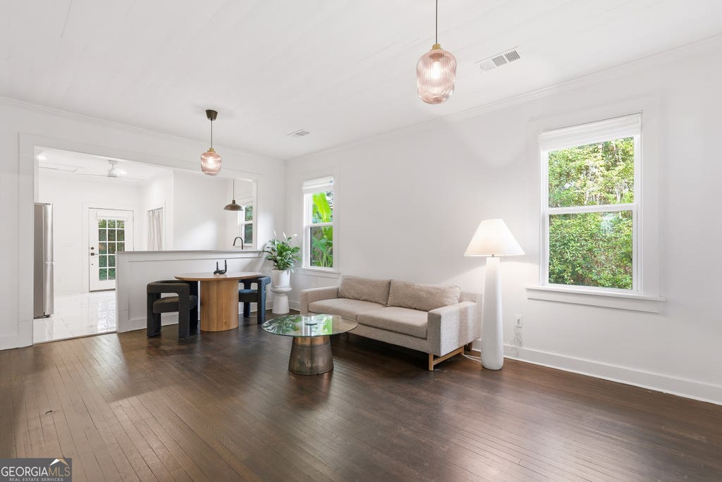 Photo of 1217 E 67th Street, Savannah, GA 31404 (MLS # 10814368)