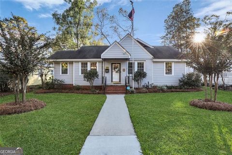 1333 E 52nd ST Savannah GA 31404