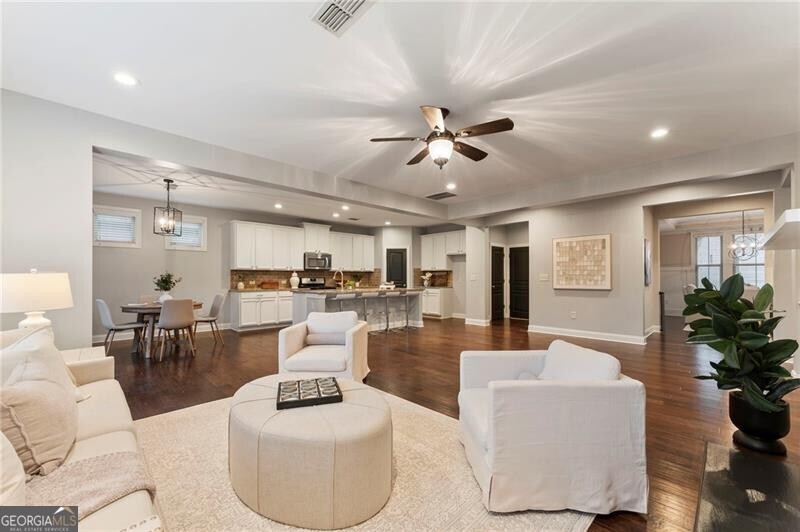 Hampton Station - Residential