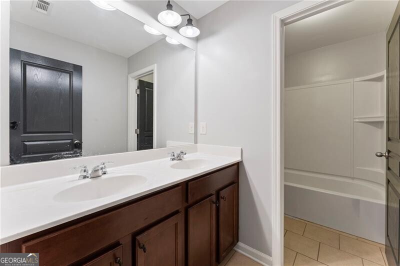 Hampton Station - Residential