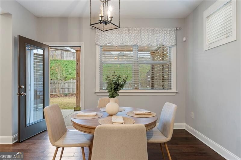 Hampton Station - Residential